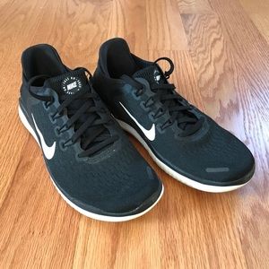 Nike Free Flex Rn Sz 7